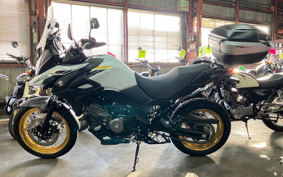 SUZUKI DL650 ( V-Strom 650 ) 2022 C733M