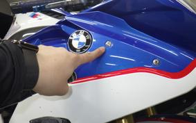BMW S1000RR 2016