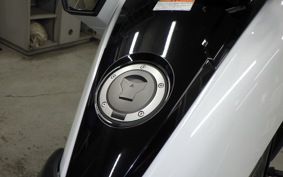 HONDA NM4 VULTUS -02 2019 RC82