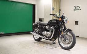 TRIUMPH BONNEVILLE T120 2025