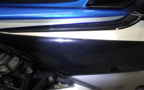 SUZUKI GSR250 2004