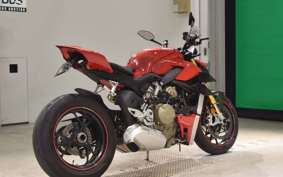 DUCATI STREETFIGHTER V4 S 2021