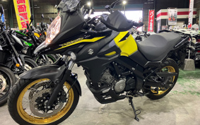 SUZUKI V-STROM 650 XT 2019 C733A