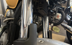 TRIUMPH THRUXTON 2006 TJ9042