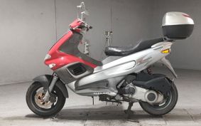 PIAGGIO RUNNER VXR200 ZAPM2400