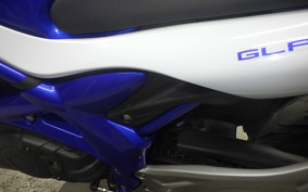 SUZUKI ｸﾞﾗﾃﾞｨｳｽ400 2013 VK58A