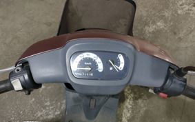 YAMAHA JOG POCHE SA08J