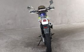 SUZUKI DJEBEL250XC SJ45A