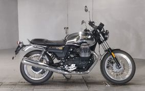 OTHER  MOTO GUZZI V7 3 ANNIVERSARY O 2017 ..