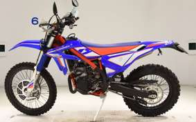 BETA クロス TRE ーナー250 2003