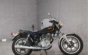 YAMAHA SR400 2H6