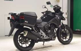 SUZUKI Vｽﾄﾛｰﾑ250A 2001