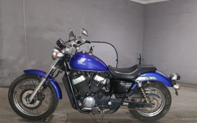 HONDA VT750S RC58