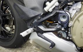 DUCATI STREETFIGHTER V4 S 2023