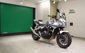 HONDA CB1300SB SUPER BOLDOR 2024 SC54