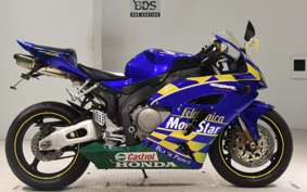 HONDA CBR1000RR 2004 SC57