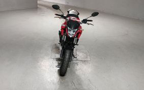 HONDA CB150R KC82