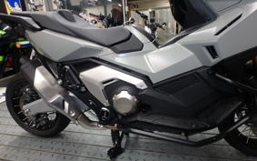 HONDA X-ADV 750 2025 RH21