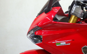 DUCATI SUPER SPORT S 2017 VA01