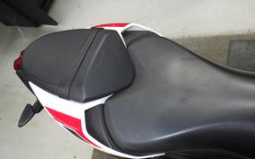 TRIUMPH STREET TRIPLE S 2020