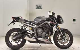 TRIUMPH STREET TRIPLE RS 2019