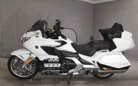 HONDA GL1800 TOUR DCT SC79