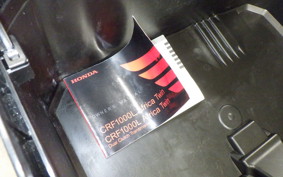 HONDA CRF1000L AFRICA TWIN 2016 SD04