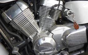 HONDA SHADOW 400 CLASSIC 2009 NC44