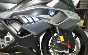 BMW S1000RR 2025