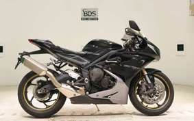 TRIUMPH DAYTONA 675 2015