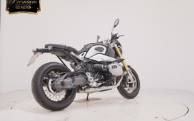 BMW R NINE T 2014