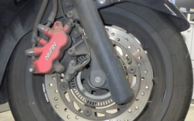 HONDA FORZA SI ABS 2003 MF12