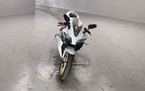 YAMAHA YZF-R125 RE06