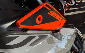 KTM 990 DUKE TV940