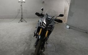 HONDA CRF1000L AFRICA TWIN 2016 SD04