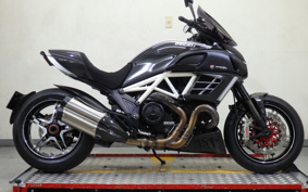 DUCATI DIAVEL AMG 2012 ZDMG102JACB