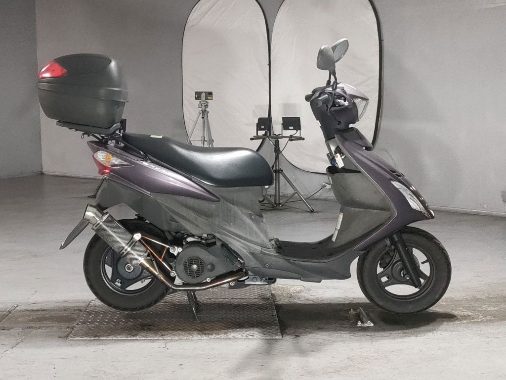 Фото Suzuki ADDRESS V125 с японского аукциона