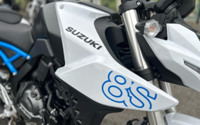 SUZUKI GSX-8S 2023 EM1AA