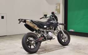 HONDA XR100 MOTARD