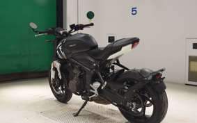 TRIUMPH TRIDENT 660 2021