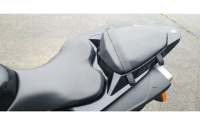 YAMAHA YZF-R1 2009 RN23
