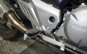 SUZUKI GSR250
