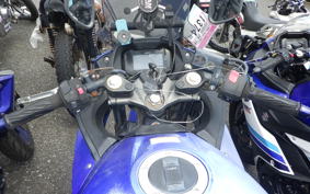 SUZUKI GSX250 R