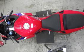 HONDA CBR600RR 2025 PC40