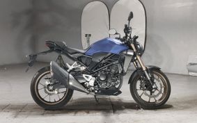 HONDA CB250R MC52