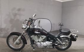 YAMAHA DRAGSTAR 250 VG02J