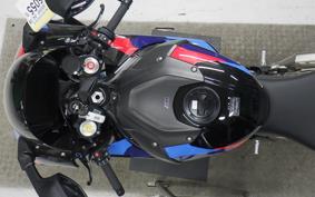 BMW M1000RR 2025