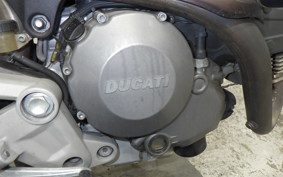 DUCATI MONSTER 696 2011