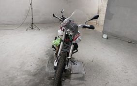 MOTO GUZZI V85 TT 2022 ..