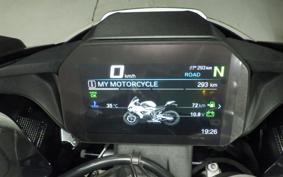 BMW M1000RR 2025
